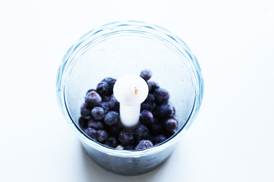 blueberry-frozen-yoghurt2